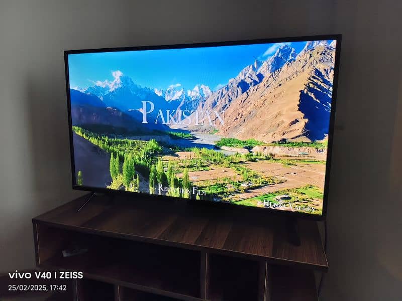 TCL Led Smart TV 40 Inch 1