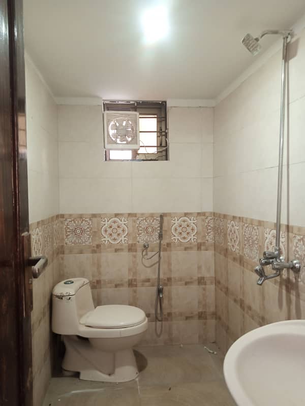 7 Marla Uper Portion Availabe For Rent in G-15 Islamabad 10