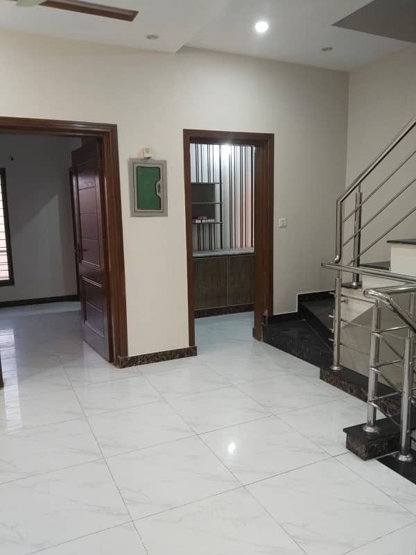 5 MARLA DOUBLE UNIT HOUSE AVAILABLE FOR RENT IN DHA RAHBER 11 PHASE 2 3