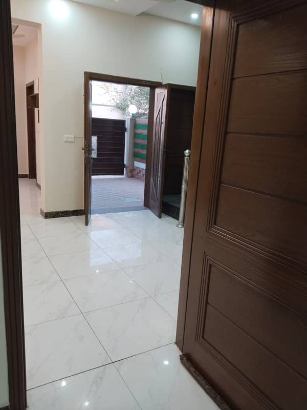 5 MARLA DOUBLE UNIT HOUSE AVAILABLE FOR RENT IN DHA RAHBER 11 PHASE 2 11