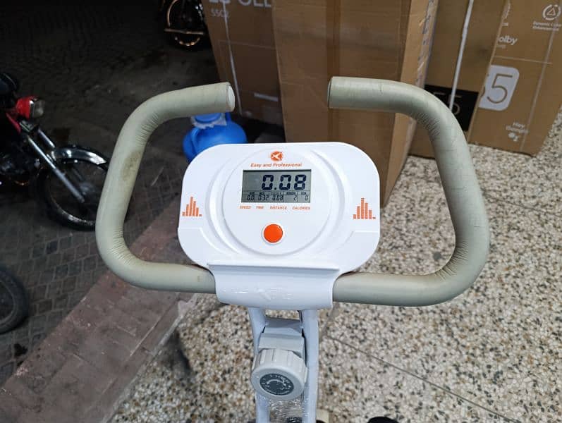 Excise Bike available 120kg capacity with digital Display 6