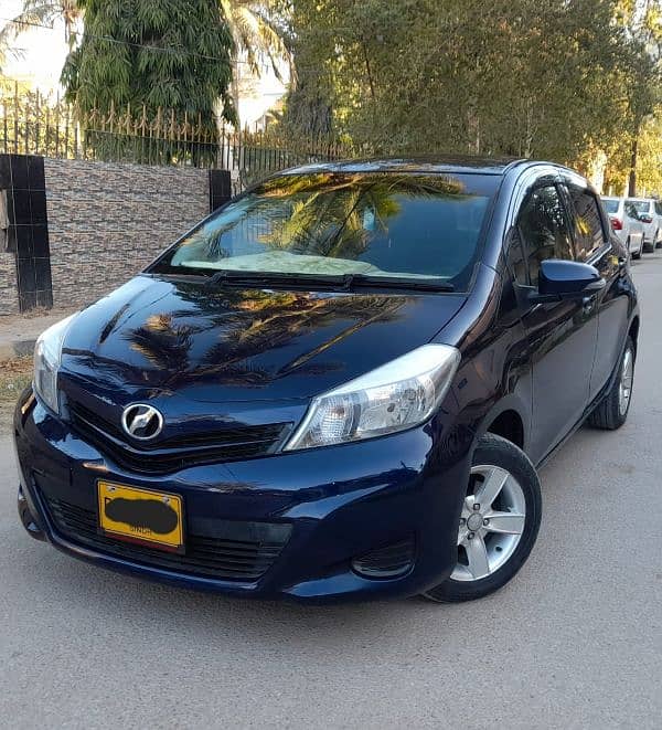 Toyota vitz 2013 reg 2016 ciel package push start x Corolla city alto 0