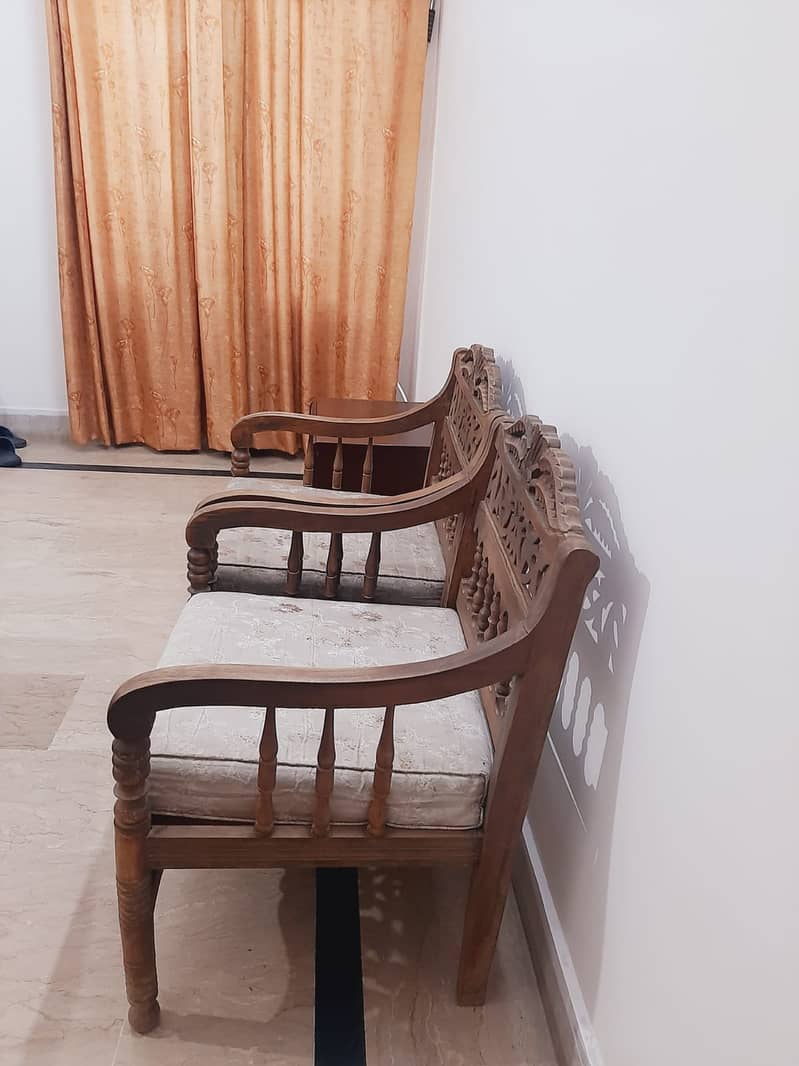 2 single-seater Chinese Sofas for sale (1+1) 1