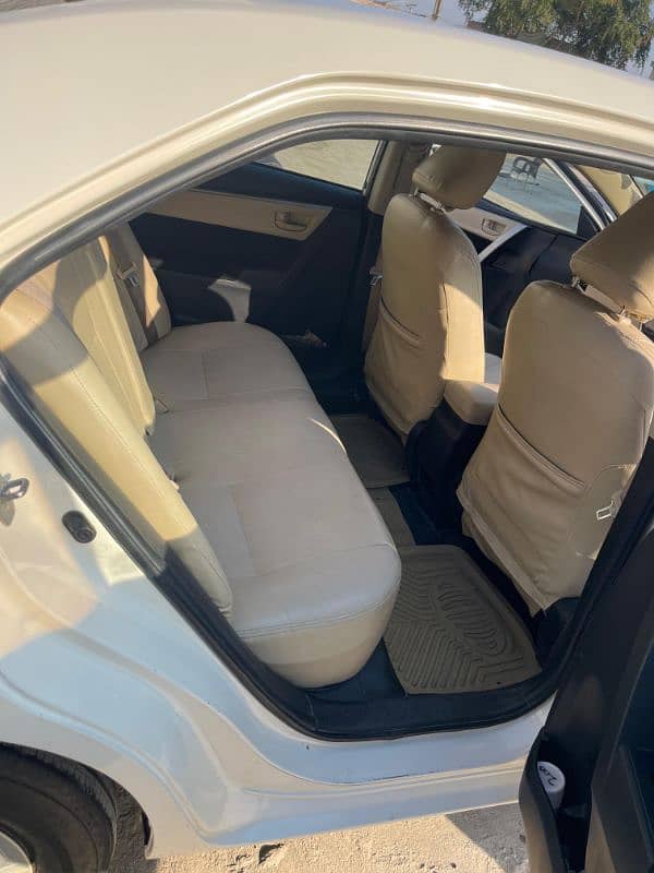 Urgent sale Toyota Corolla GLI 2015 2