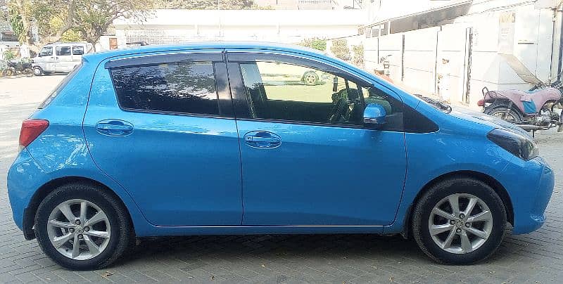 Toyota Vitz 2014 reg 2018  Push start x Corolla city passo mira civic 11