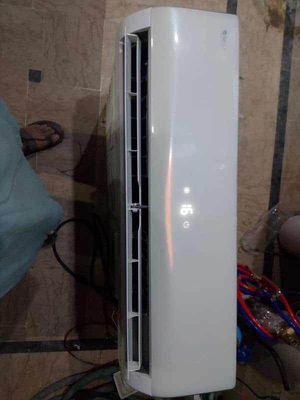 Gree Dc inverter 1 tom 9