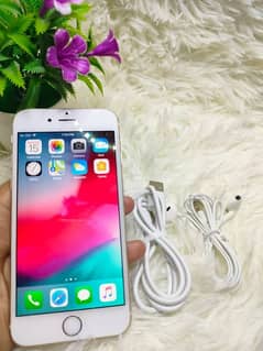 iPhone 6 plus 128 GB my WhatsApp number 03411594804