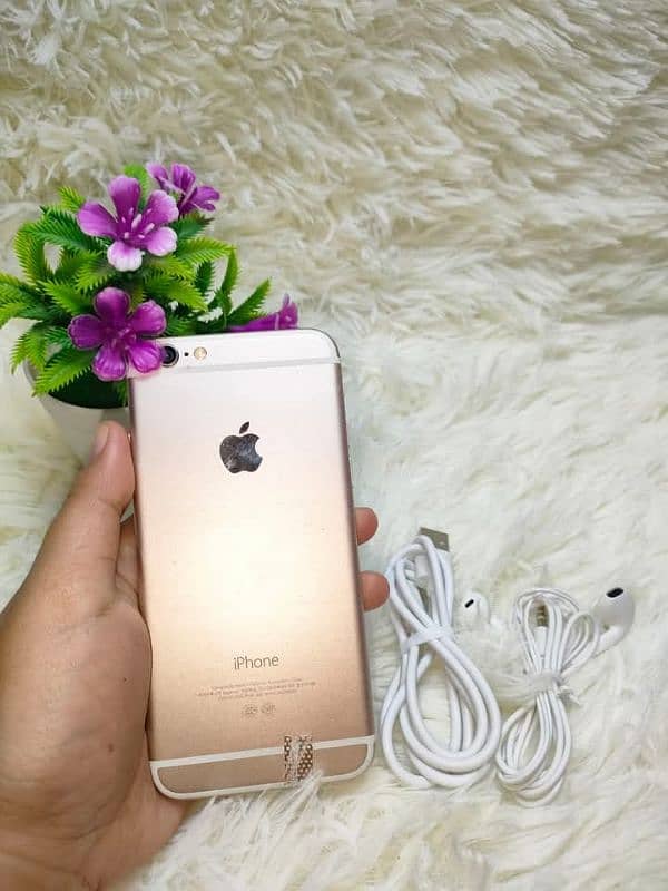 iPhone 6 plus 128 GB my WhatsApp number 03411594804 1