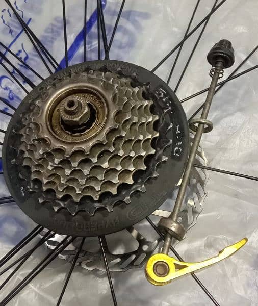 Mountain Bicycle MTB Rear Hub With Spokes, Disc 0