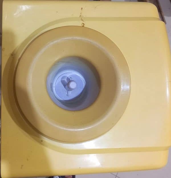 orient dispenser with mini fridge. urgent sale 3