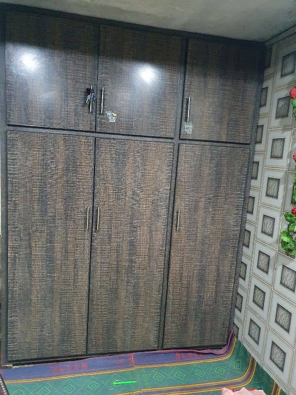 Affordable Wooden Almri For sell 7