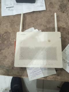 Huawei Fiber router available for sale with Original Adapter