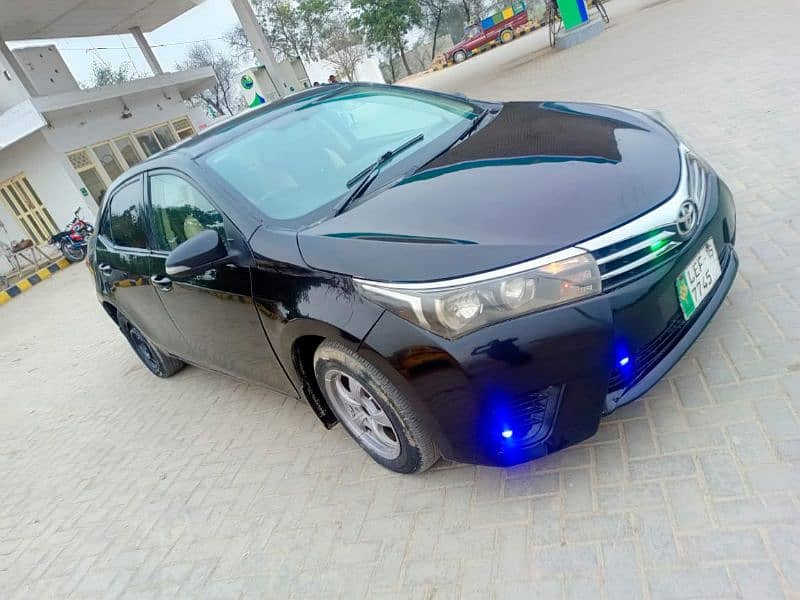 Toyota Corolla XLI 2015 model urgent sale. 3