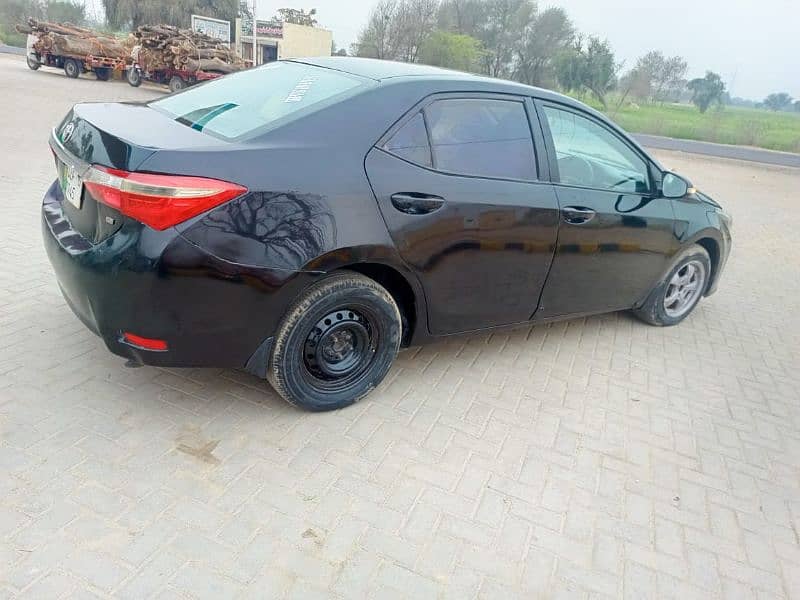 Toyota Corolla XLI 2015 model urgent sale. 18