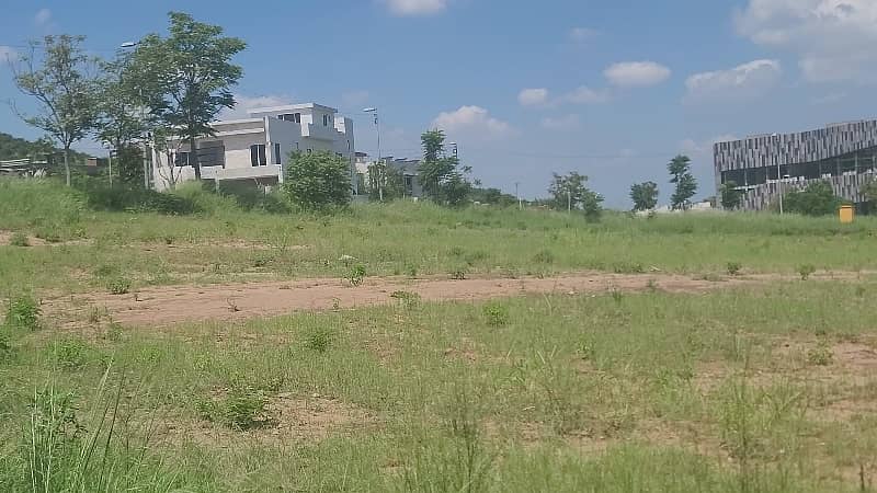 Top Heighted Level and Solid Land Plot for sale. Dem 2.78 Crore 0