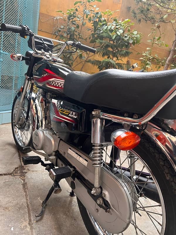 Honda CG 125 (Full Genuine  Condition no work required) 1