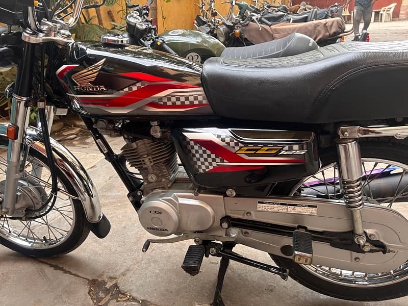 Honda CG 125 (Full Genuine  Condition no work required) 6