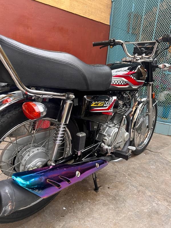 Honda CG 125 (Full Genuine  Condition no work required) 7