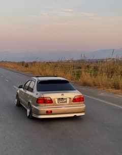 Honda Civic VTi Oriel 2000