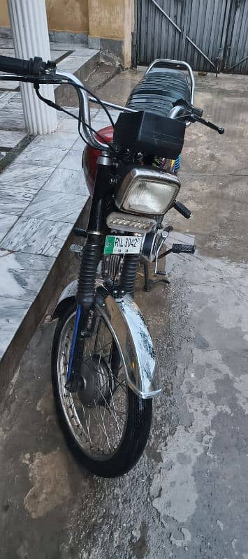 United 70cc 2020 model all ok whatsapp nbr 03425978837 4