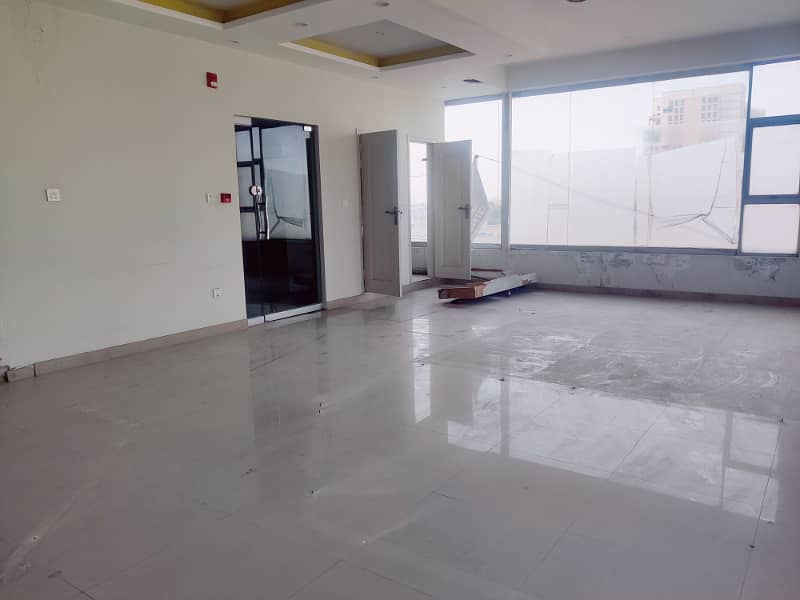 4 Marla 2nd Floor With Lift Available For Rent in DHA Phase 4 DD Lahore Punjab Pakistan 3