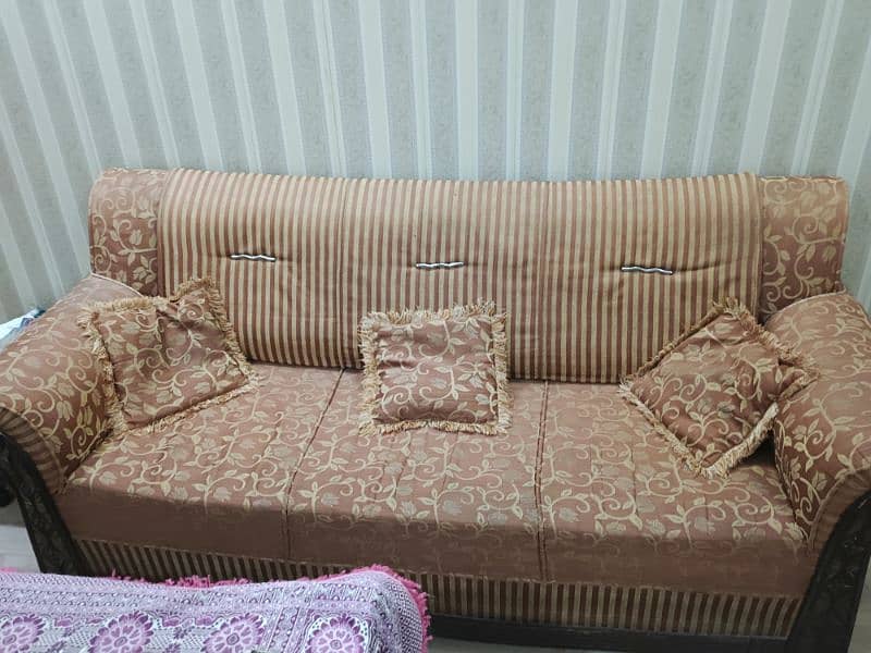 sofa 5 seater 0