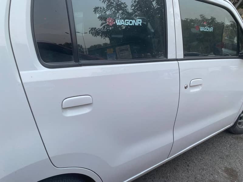 Suzuki Wagon R 2018 4