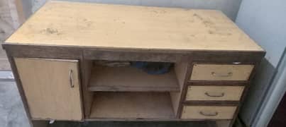 computer Table for sale.