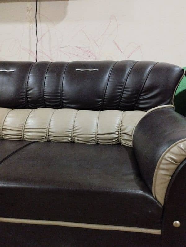 good condition leather sofa set 2