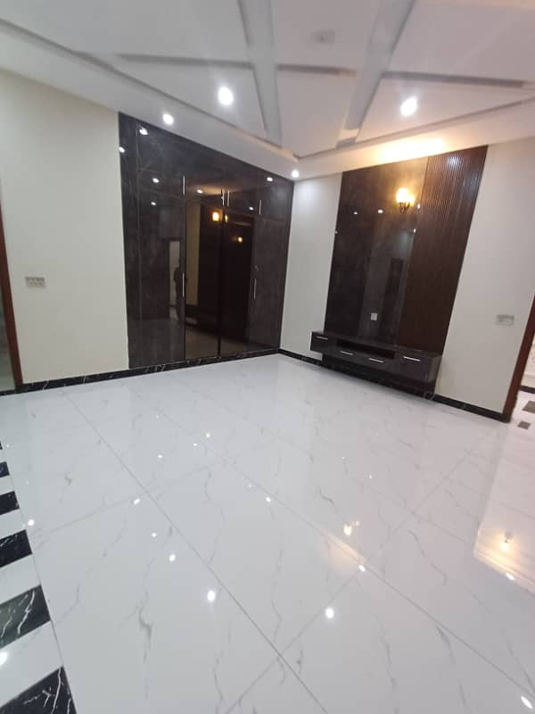 10 Marla Facing Park Brand New Luxury Spanish House Available For Sale In Architect Engineers Housing Society Prime Location Near UCP University, Shaukat Khanum Hospital, Emporium Mall 8