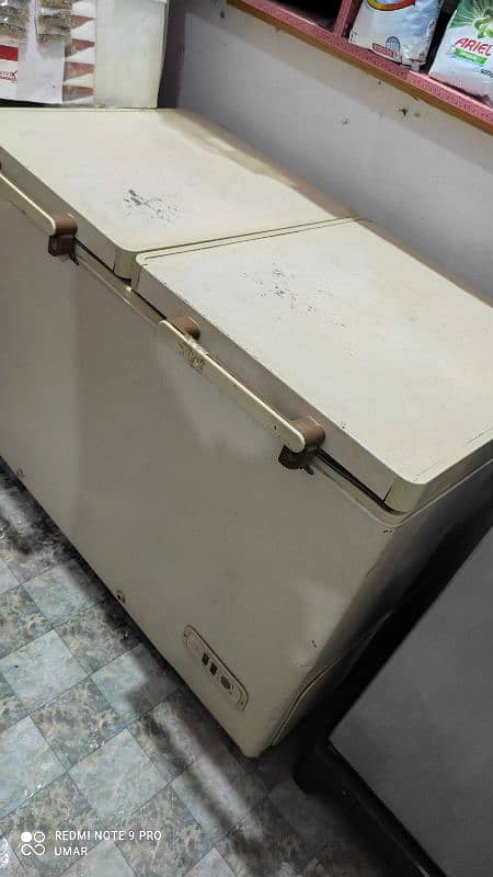 Dawlance double door freezer 1