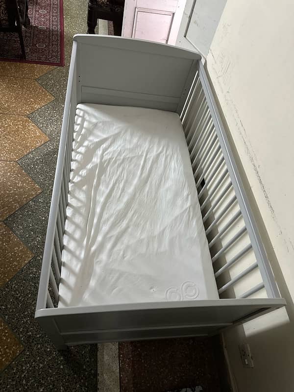 imported big kids bed from UK Birmingham with mattress 4