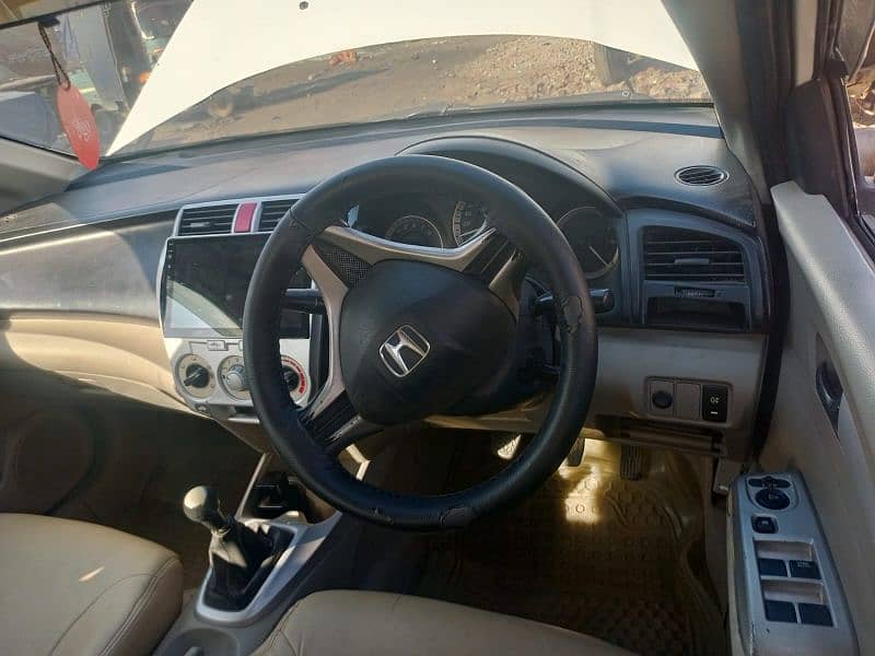 Honda City IVTEC 2016/19 urgent sale 8