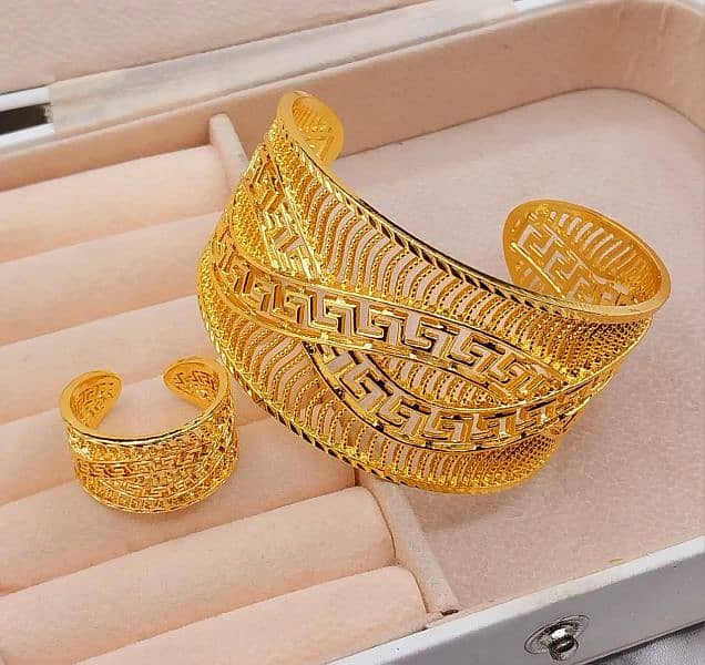 bangle wd Ring 0