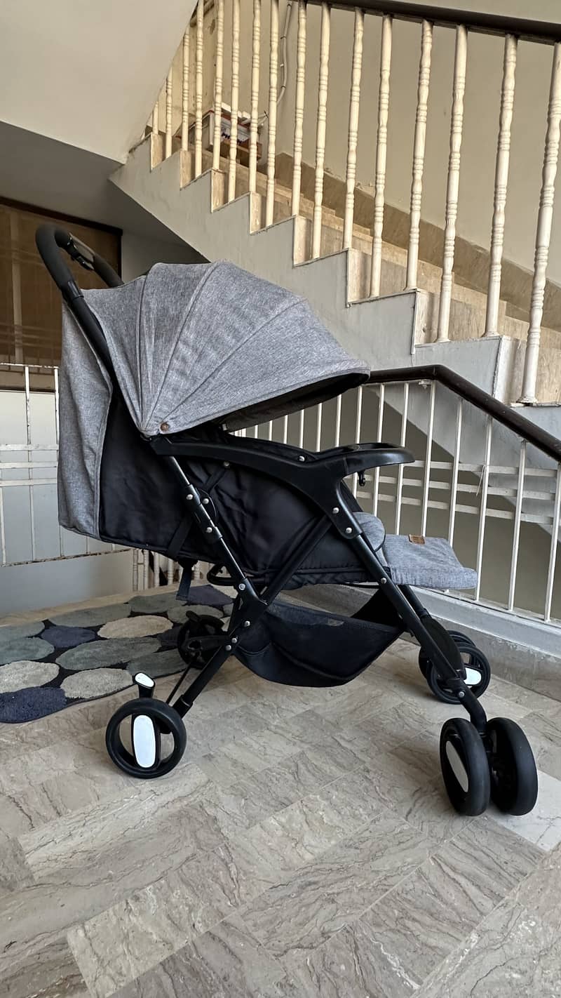 Gently Used SDB Baby Stroller – Great Condition! 2