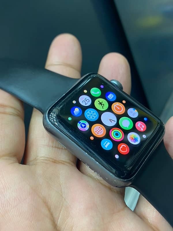 Apple watch series 3 42mm space gray 1