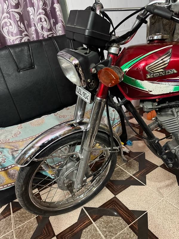 Urgent sale Honda 125 good condition 10.10 0