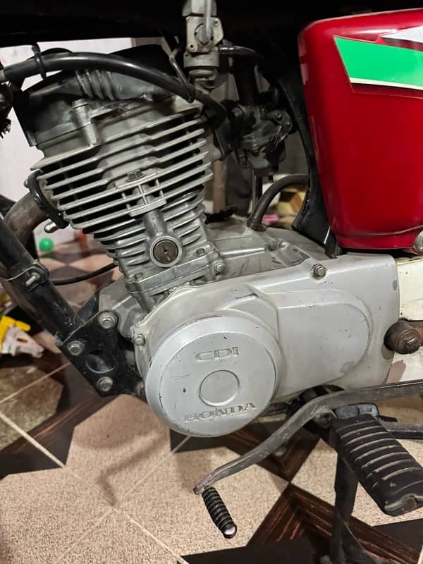 Urgent sale Honda 125 good condition 10.10 6