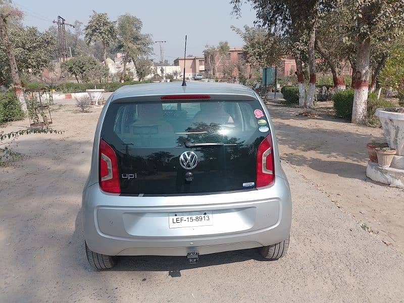 Volkswagen Polo 2015 5