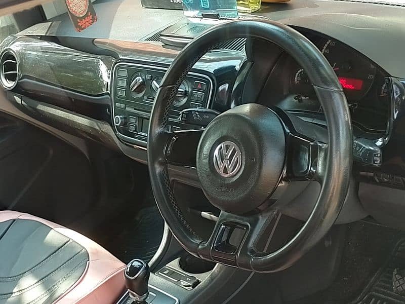 Volkswagen Polo 2015 9