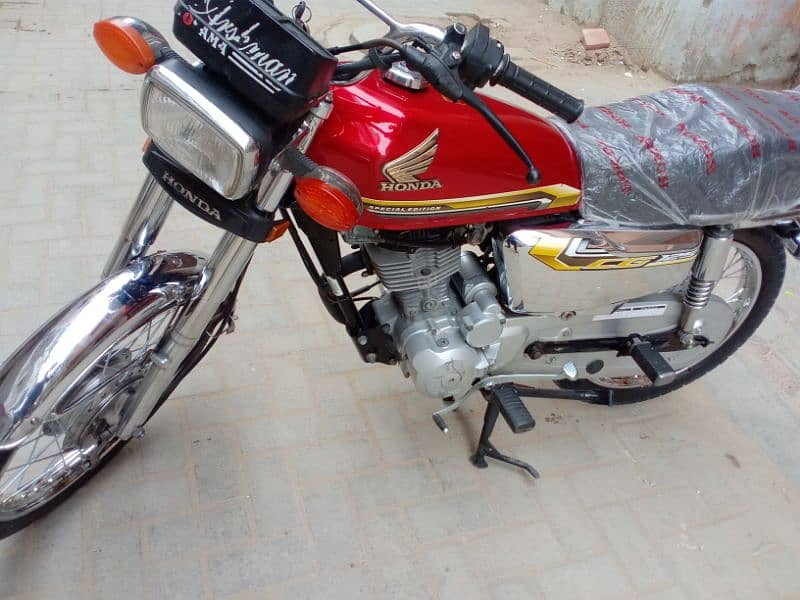 Honda 125 Hyderabad number 21 model 4