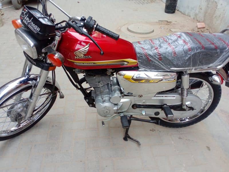 Honda 125 Hyderabad number 21 model 6