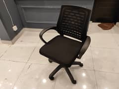 8 Premium Office Chairs For Sale