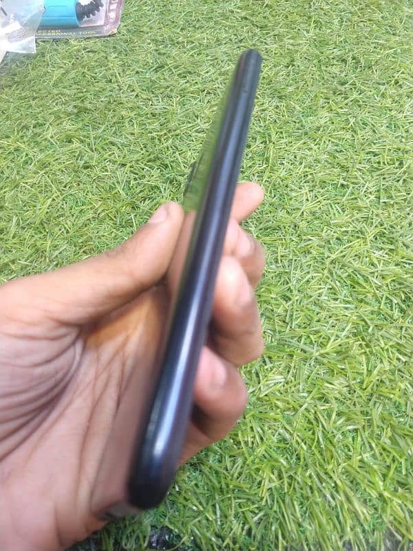 infinix hot4 1