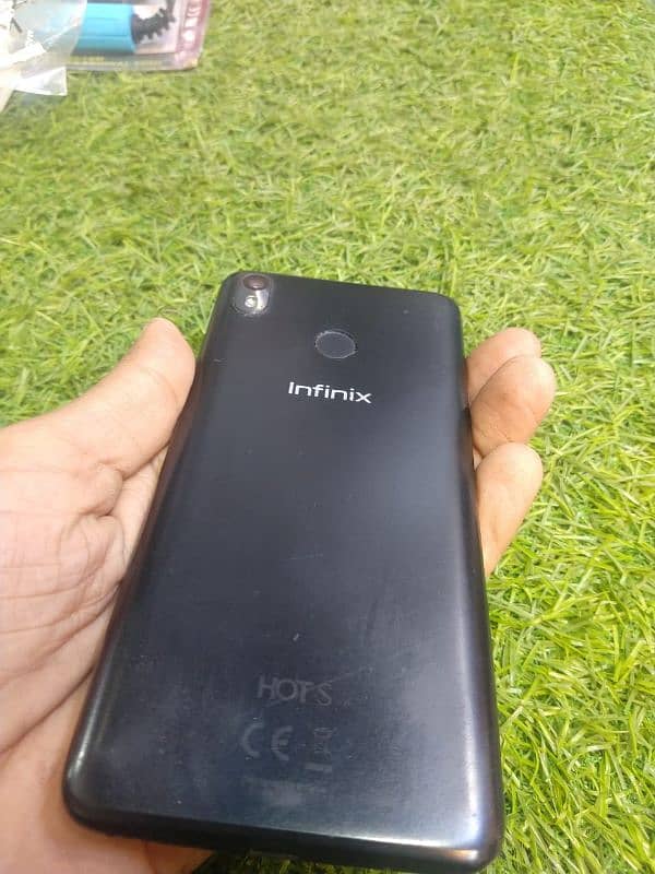 infinix hot4 3