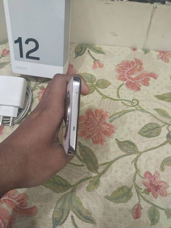 OPPO Reno 12f 5