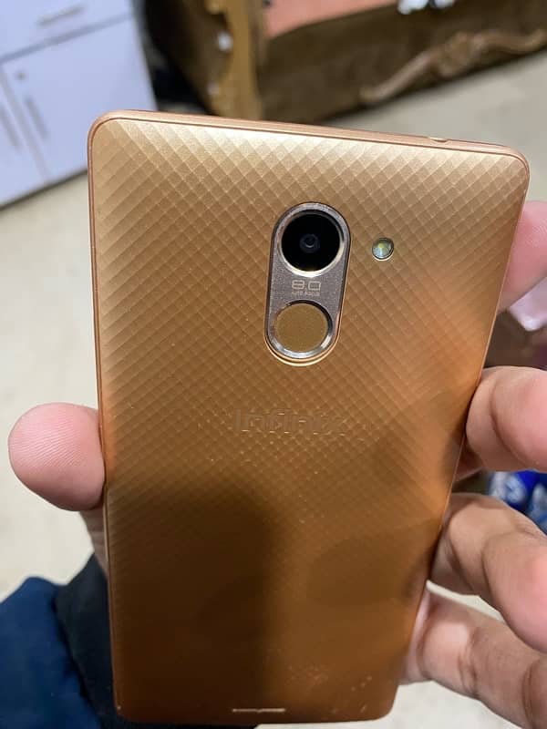 infinix Hot 4 2/16 8/10 condition 1