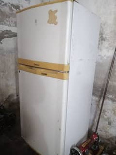 Dulance refrigerator medium size