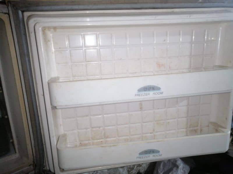 Dulance refrigerator medium size 5