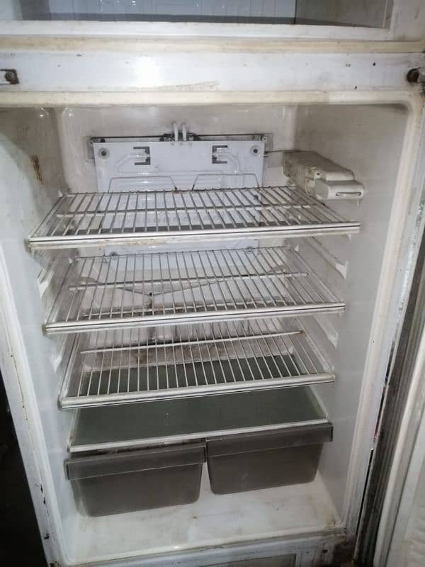 Dulance refrigerator medium size 9